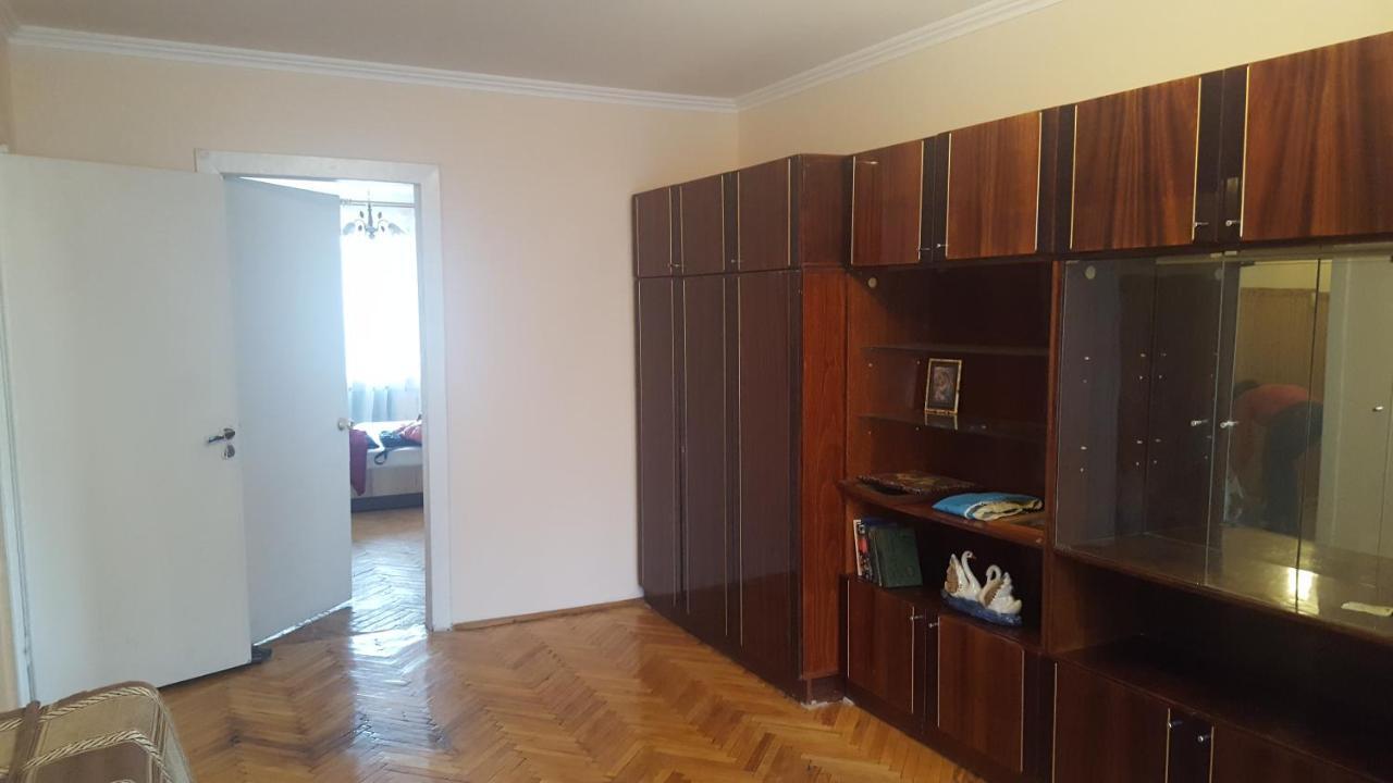 Best Apartment Naukova Lviv Eksteriør bilde